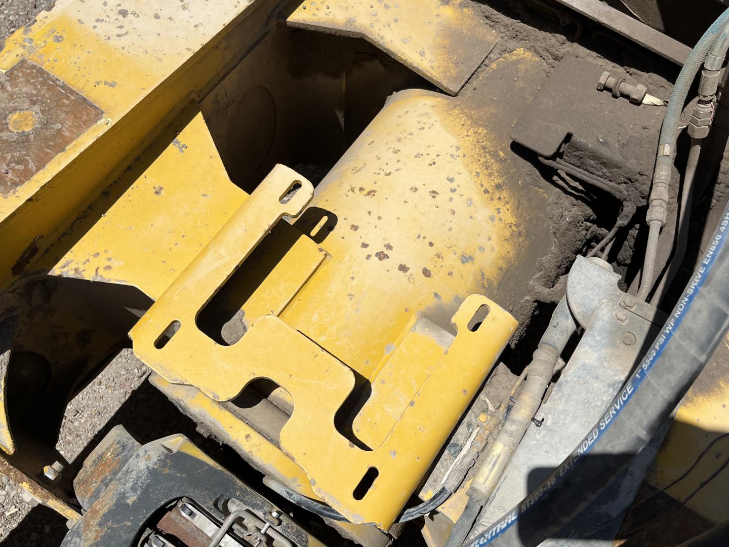 ./imagenes/INVOICE/2019/17453/DOMPE ARTICULADO JOHN DEERE 400D (33).JPG